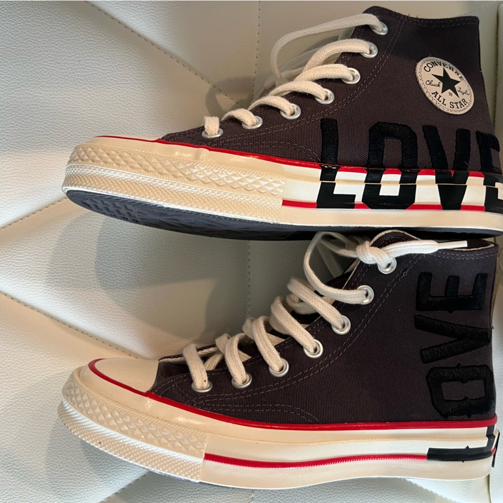 Womens blue love high top converse size 6